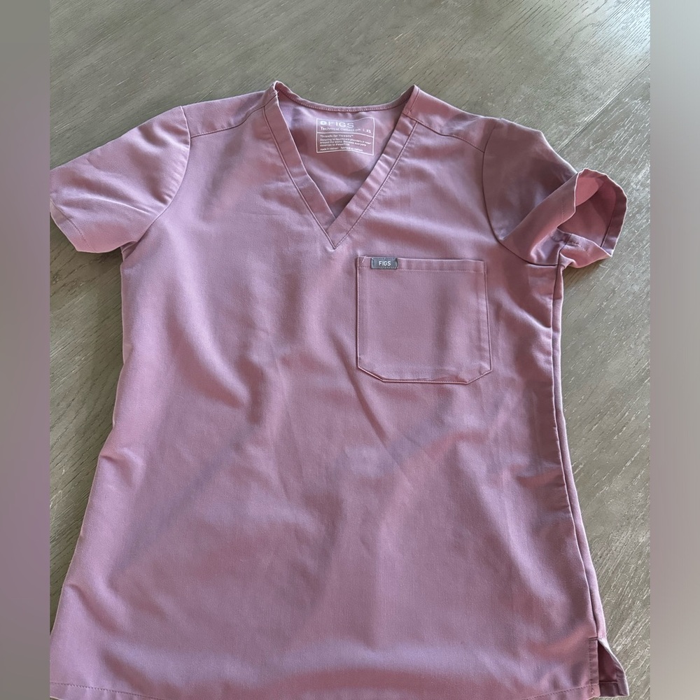Figs Mauve Scrub Top